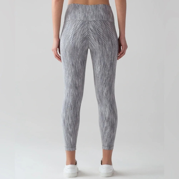Lululemon Wunder Under Hi-Rise 7/8 Tight *25" Luon Arrow Battleship Silver - Picture 1 of 9